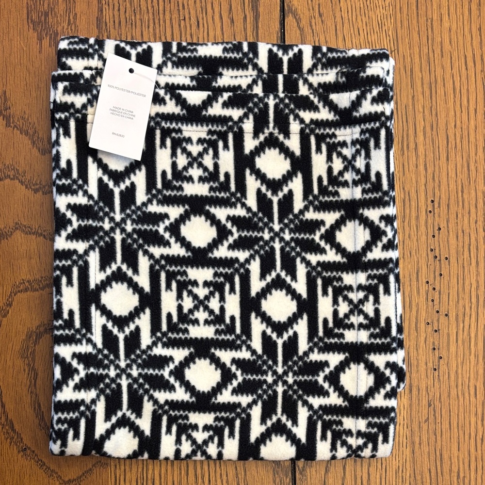 Lands' End Black and White Patterned Scarf
